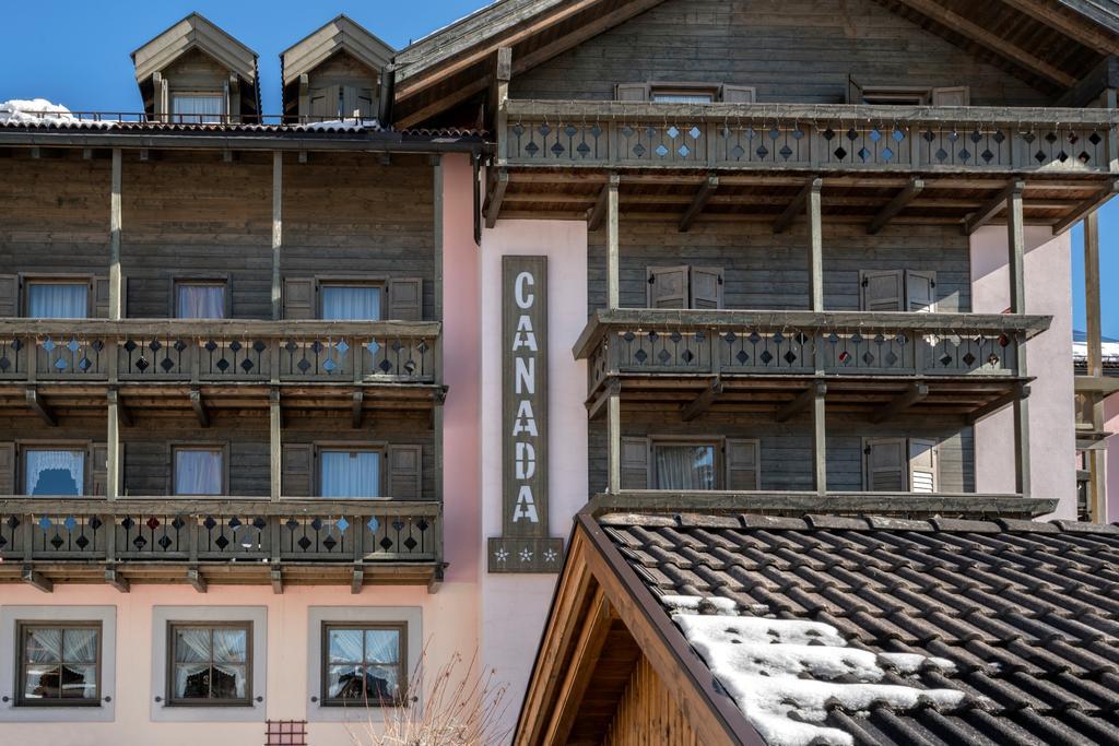Hotel Canada Predazzo Esterno foto