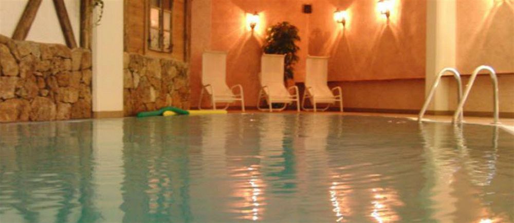 Hotel Canada Predazzo Esterno foto